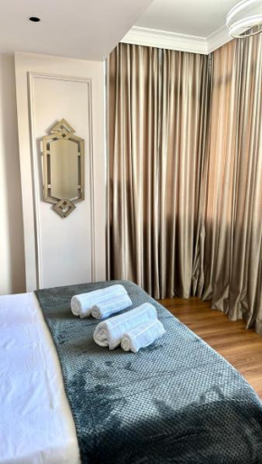 New stylish apartment Komuna E parisit